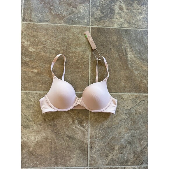 New Skims Fits Everybody T-shirt Bra Size 34A